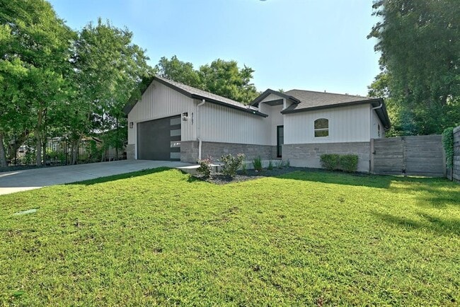 Building Photo - 4707 Craigwood Dr