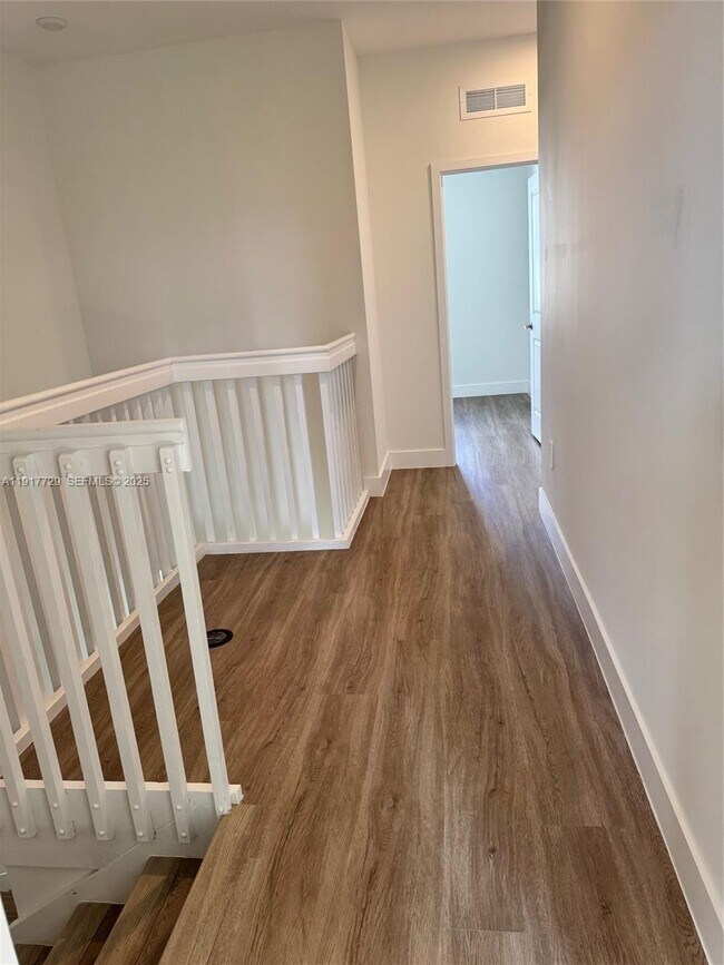 Building Photo - 18948 SW 344th Ter