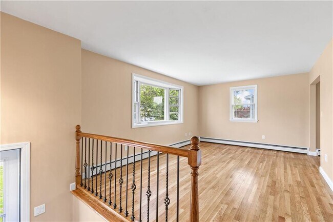 Building Photo - 21 Reardon Dr