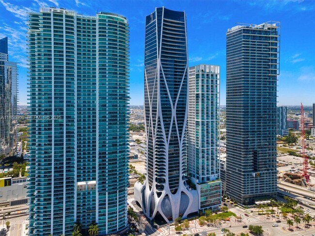 Building Photo - 1000 Biscayne Blvd