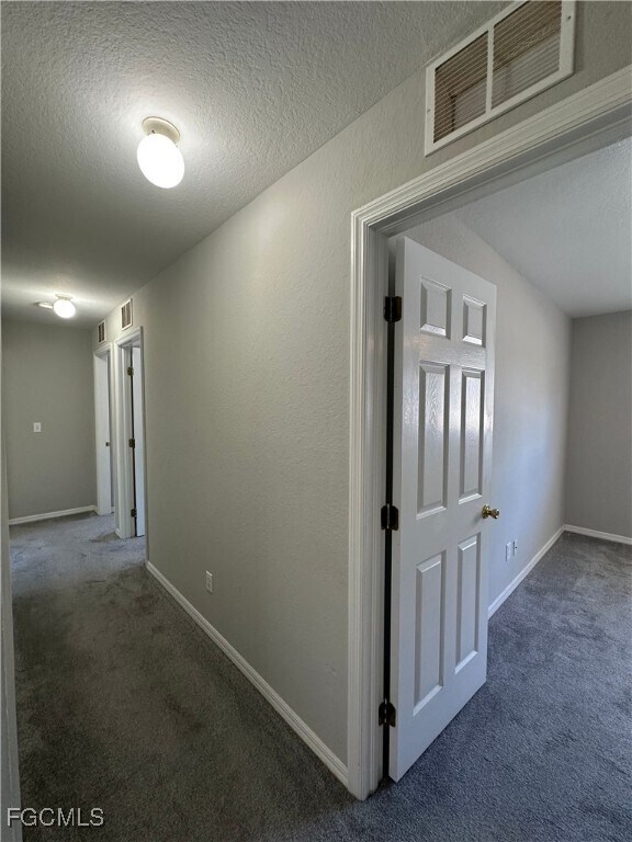 Building Photo - 1405 SW 10th St