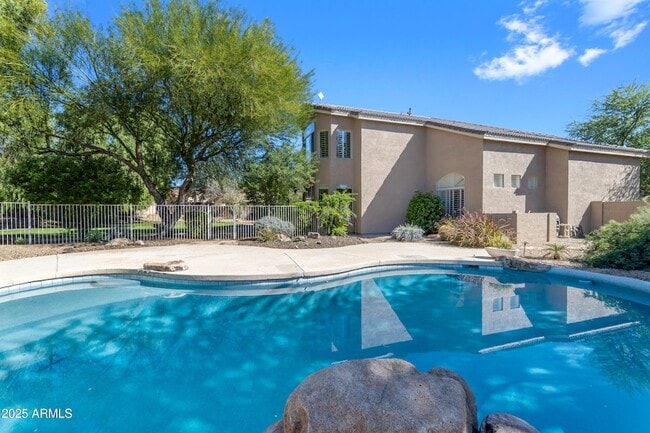 Building Photo - 4302 E Mossman Rd