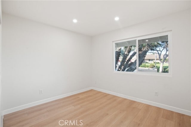 Building Photo - 1185 La Subida Ct