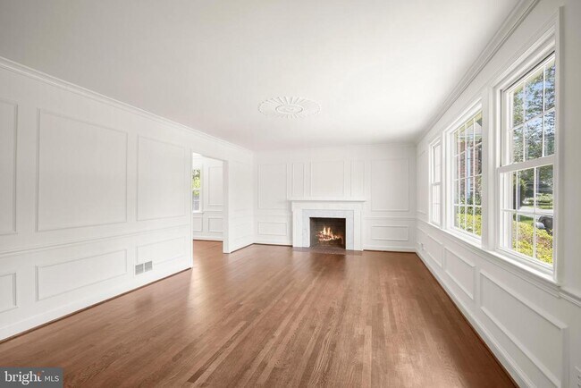 Building Photo - 7109 Radnor Rd