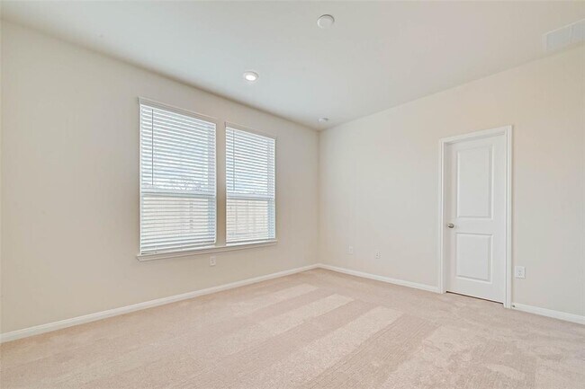 Building Photo - 16131 Kingfield Haven Dr