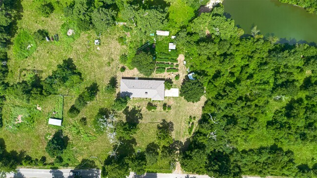 Building Photo - 30525 Hegar Rd