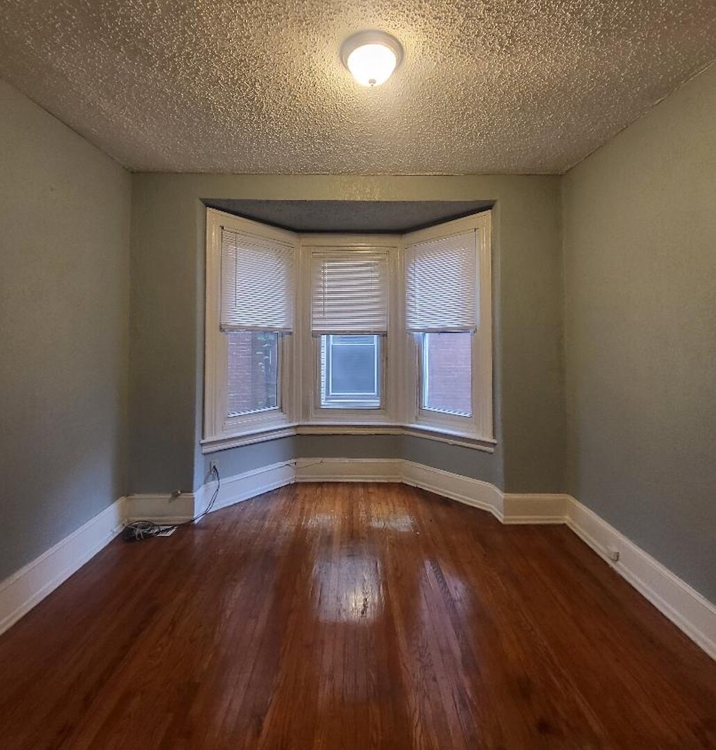 Building Photo - 437 W Bringhurst St