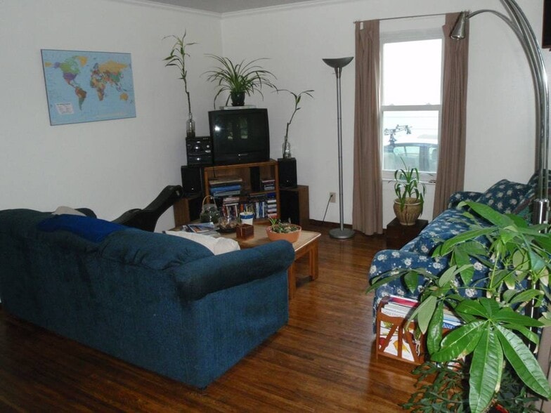 living - 8 Charles Ave