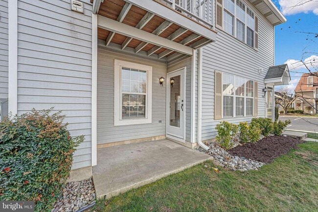 Building Photo - 1707A Heatherstone Ct