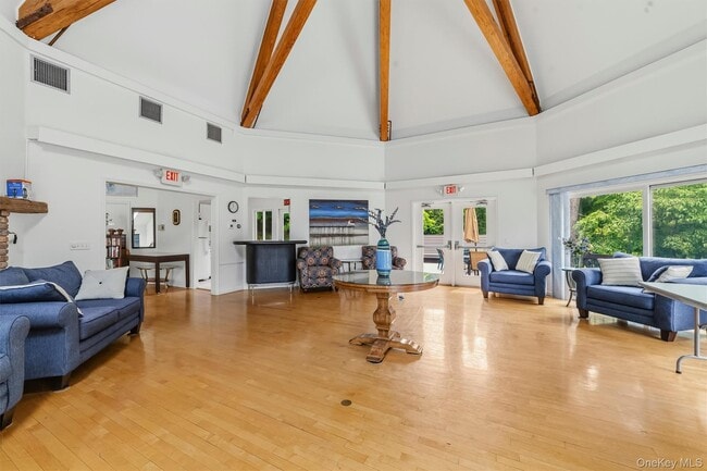 Building Photo - 101 Eagle Bay Dr