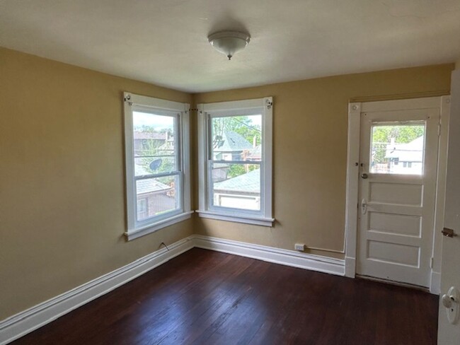 Building Photo - Coming Soon Stately Brick Denver Square Ne...