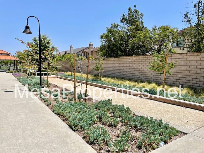 Building Photo - 12166 Chorus Dr