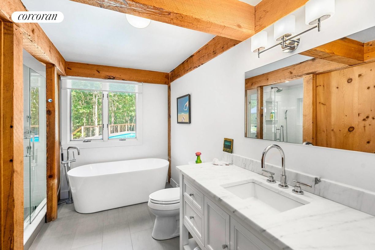 Building Photo - 19 Rivers Rd