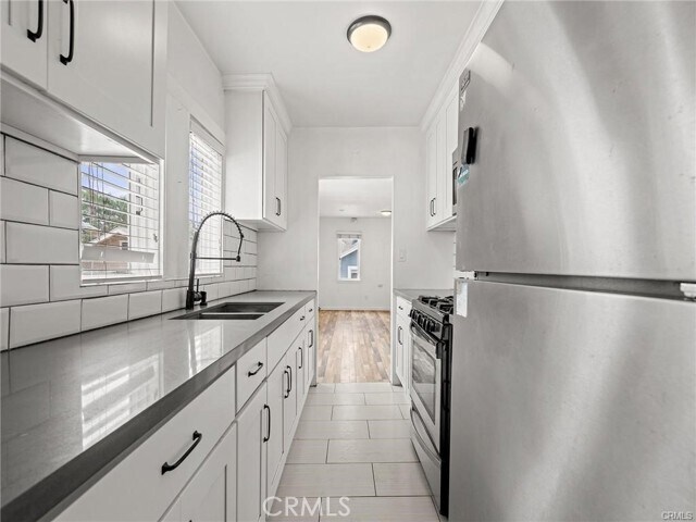 Building Photo - 759 N Loma Vista Dr