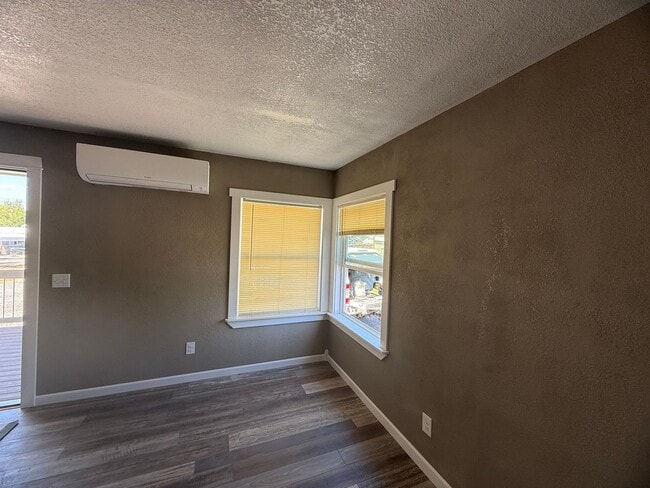 Building Photo - 4354 Greensprings Dr