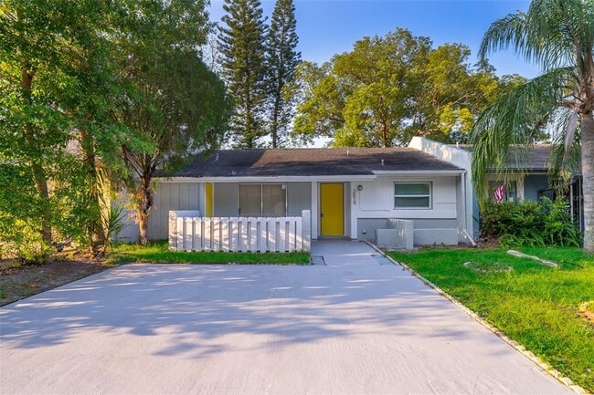 Primary Photo - 3019 Casselwood St