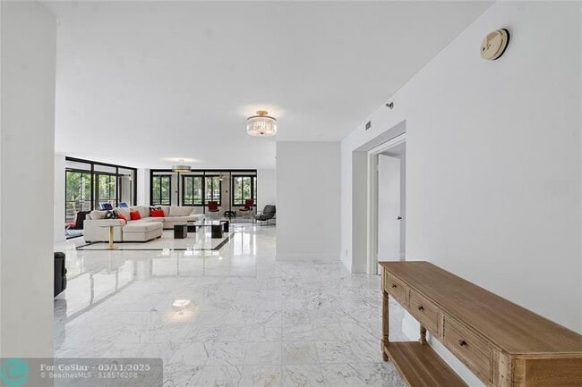 Building Photo - 7579 Imperial Dr