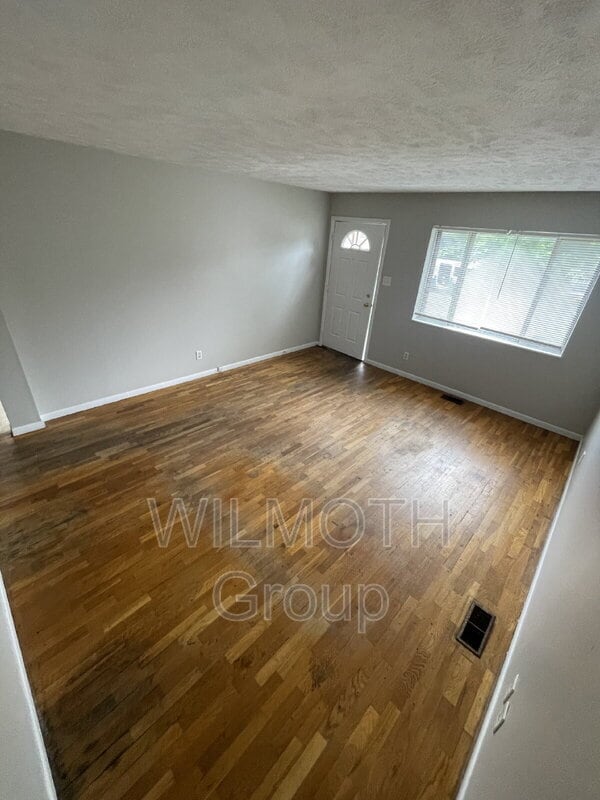 Building Photo - 1950 Carrollton Ave