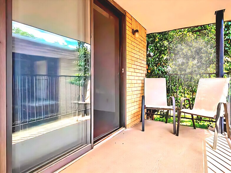 Building Photo - 3034 SW Lydia Ave