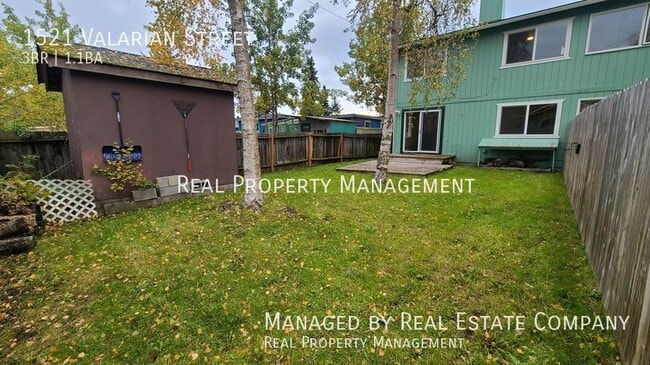 Building Photo - 1521 Valarian St