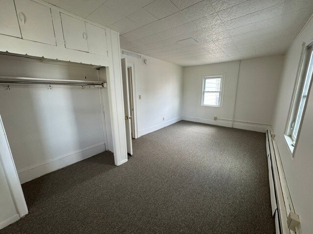 Large bedroom with 3 windows - 62 W Spring St