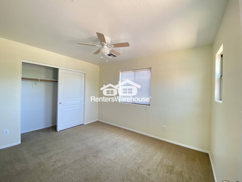 Building Photo - 4171 E Waterman Ct