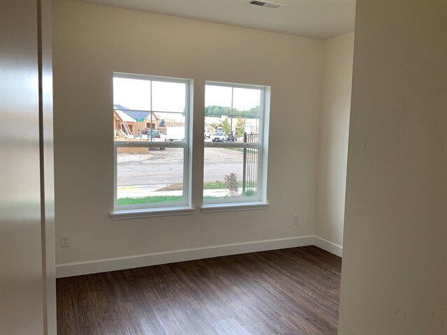 Building Photo - 3626 S Natural Wy