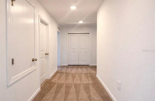 Building Photo - 1580 Marksman Rd