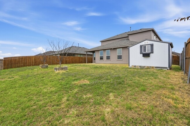 Building Photo - Beautiful on Burlingame