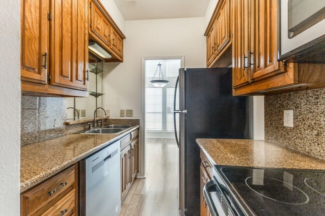 Primary Photo - 3909 Rawlins St