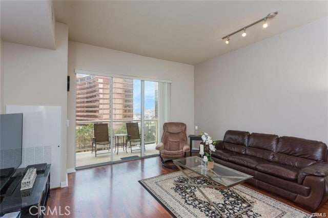 Building Photo - 388 E Ocean Blvd