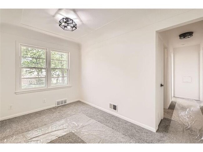 Building Photo - 3808 Welcome Ave N