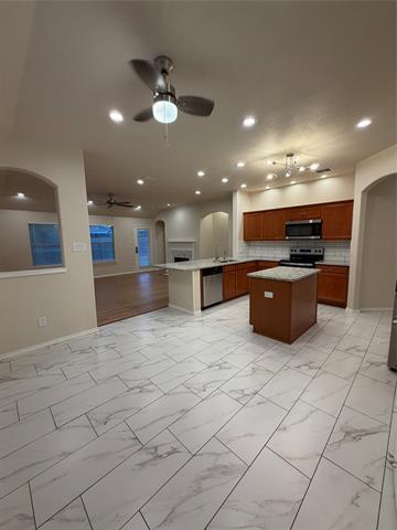 Building Photo - 8105 Hennessey Trail