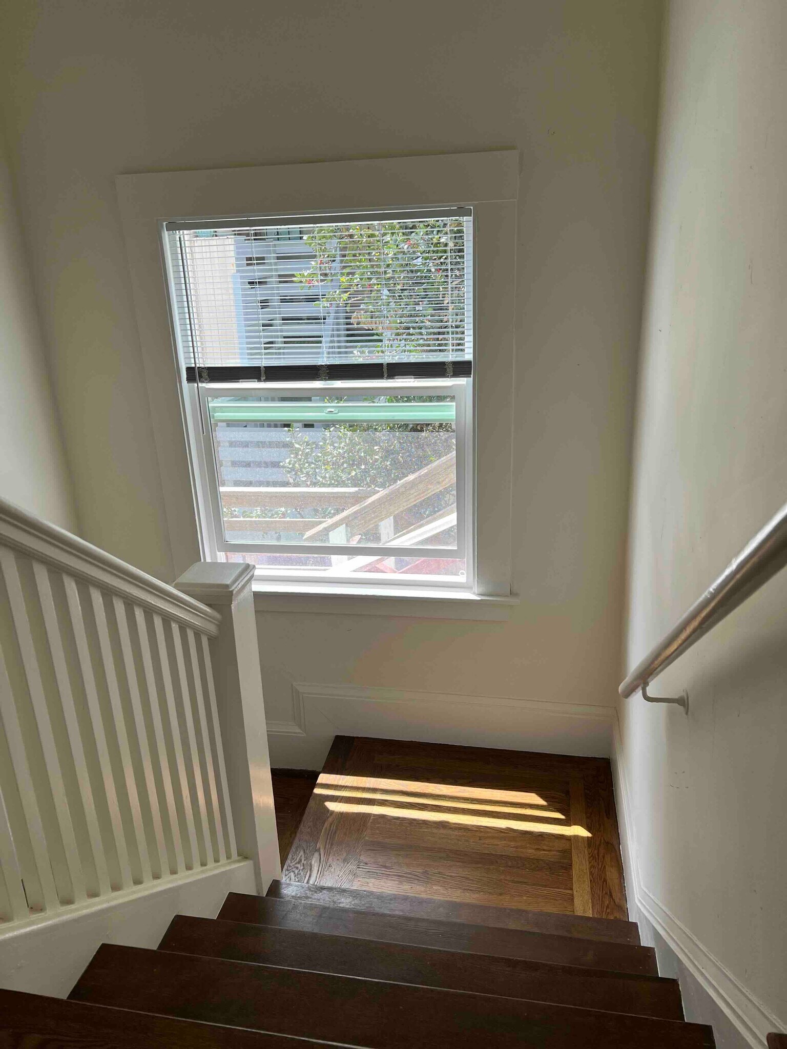 Stairs - 1694 Oxford St