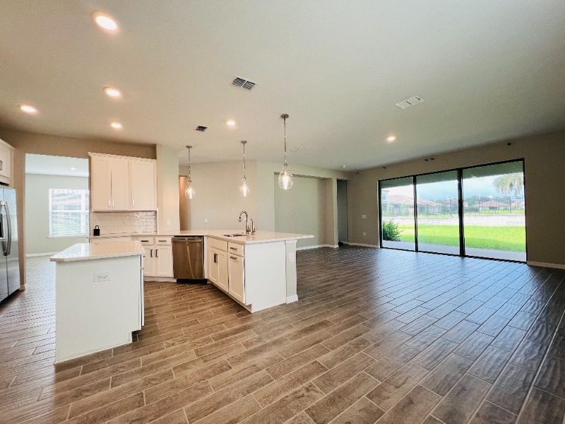 Building Photo - 3902 Rose Mallow Dr