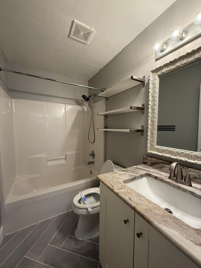 Building Photo - 2813 Atoka Trail