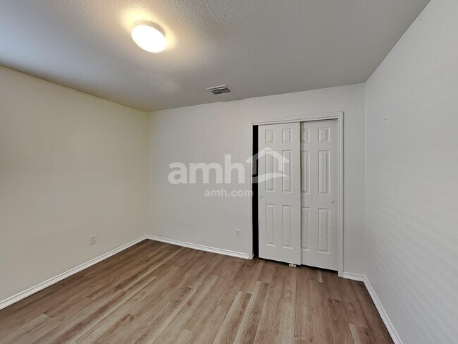 Building Photo - 11039 Arabian Palm