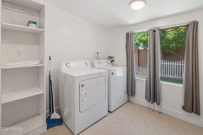 Building Photo - 8301 E Monterosa St