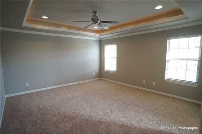 Building Photo - Fabulous 4BR Home Walking Distance to Ston...