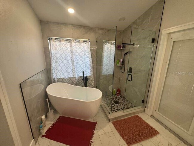 Building Photo - 2045 Jan Lan Blvd