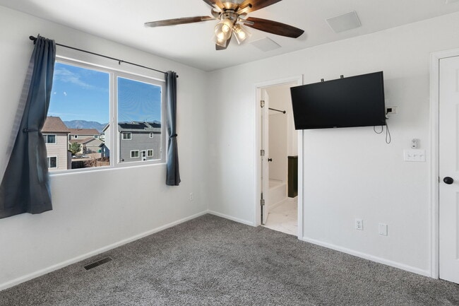 Building Photo - 10994 Tidal Run Cir