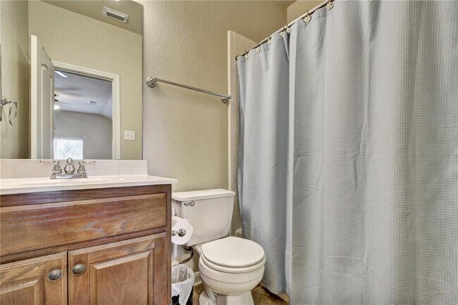 Building Photo - 2830 Stonecreek Pl