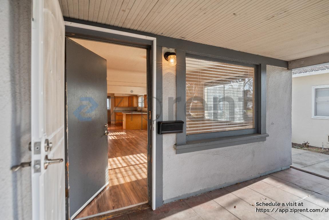 Building Photo - 7840 Church St