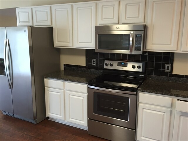 Building Photo - 512 Windsong Dr