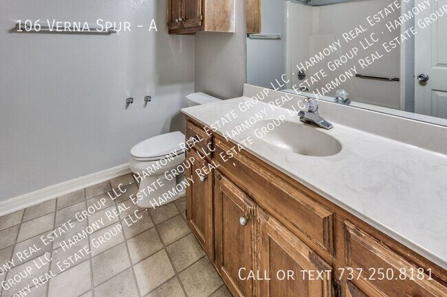 Building Photo - 106 Verna Spur