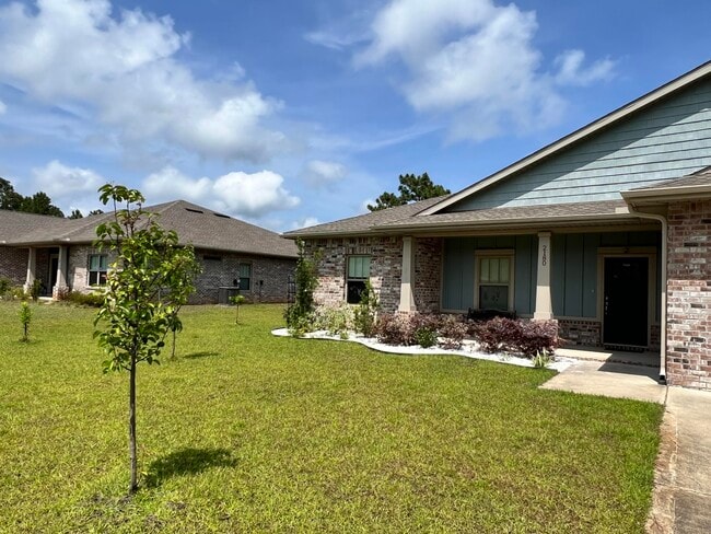 Building Photo - 2180 Ranch Dr