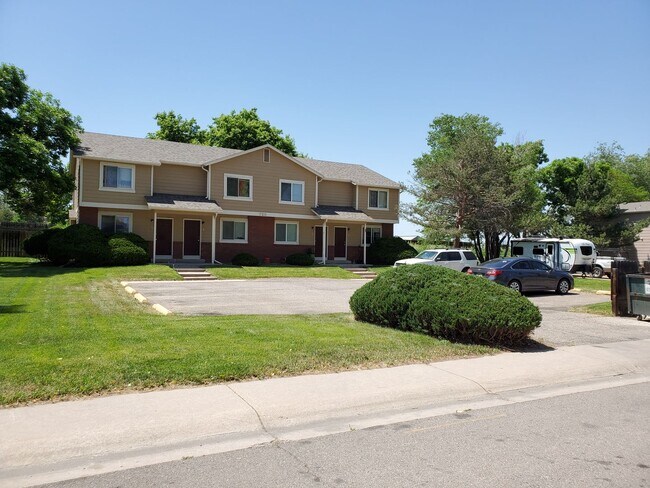 Building Photo - Aztec725 (KC-AM)