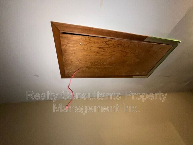 Building Photo - 6609 Poplar Grove Trail