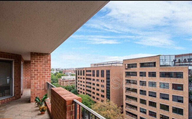 Building Photo - 1230 23rd St NW