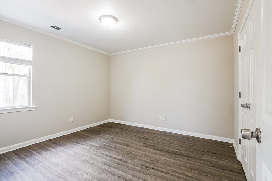 Building Photo - 186 Cedar Bend Dr